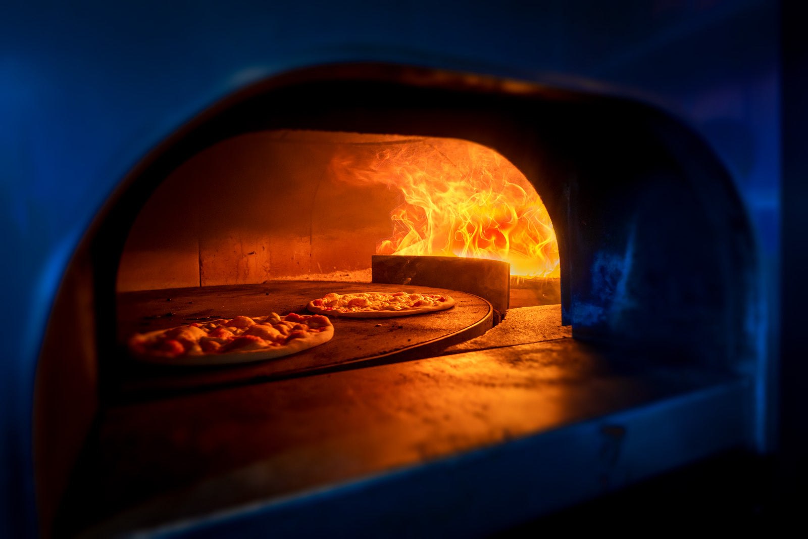 Pizza í viðarofni hjá Ölverki